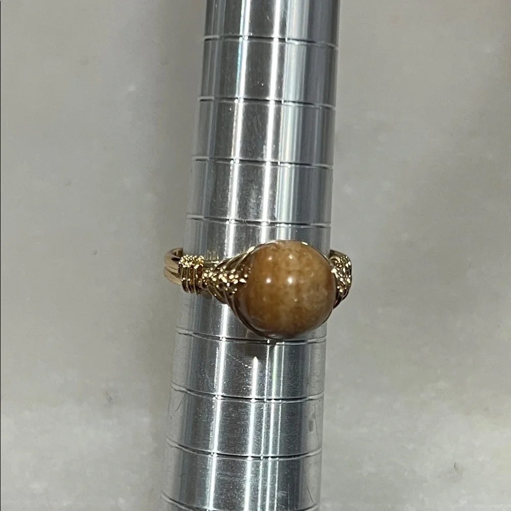 Elegant Gold and Brown Jasper Stone Ring